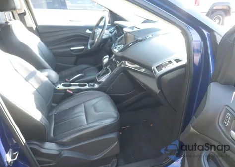 2013 Ford Escape Titanium z USA, uszkodzony, nr VIN 1FMCU0J92DUC41289